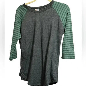 LuLaRoe‎ t-shirt